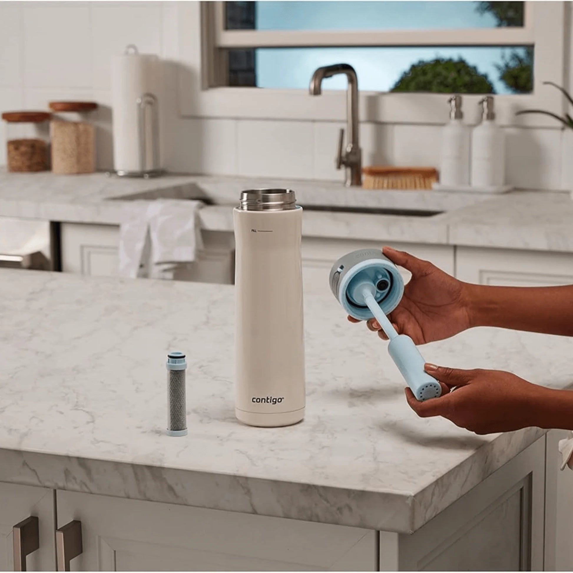 Contigo Filtered Bottle – 24oz Autospout Straw Filter – Washable – TSR