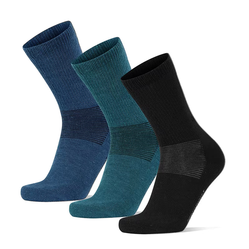 Merino Wool Thermal Socks – Winter Hiking Blackouts – Moisture Wicking – TSR
